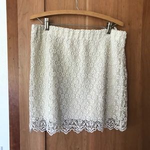 Ivory lace overlay floral print skirt elastic waist size 12